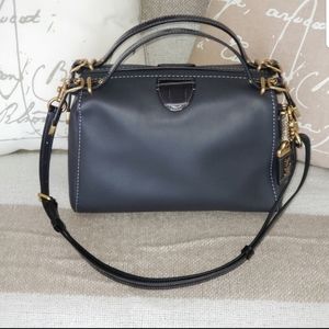 💥SOLD💥LN♡ COACH LAUREL FRAME BAG